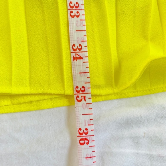 Yellow Pleated Shift Dress - Picture 7 of 7